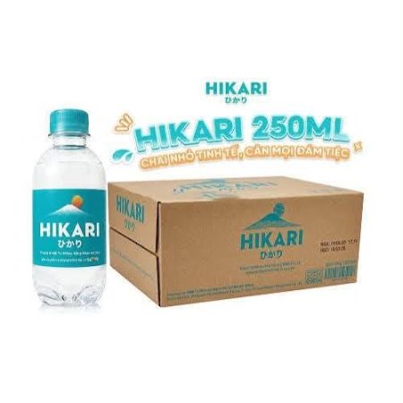 Thùng Nước suối Hikari chai nhỏ 250ml